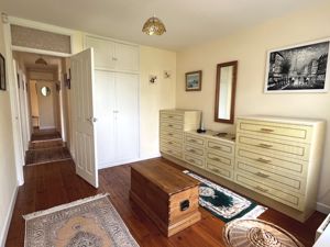 Photo 19- click for photo gallery